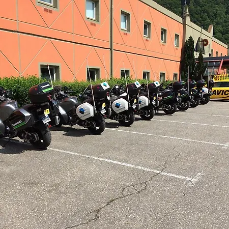 Les 4 Vallees ホテル アルベールヴィル