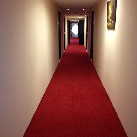 Hotel Les 4 Vallees