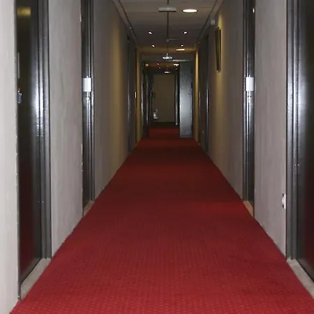 Hotel Les 4 Vallees Albertville