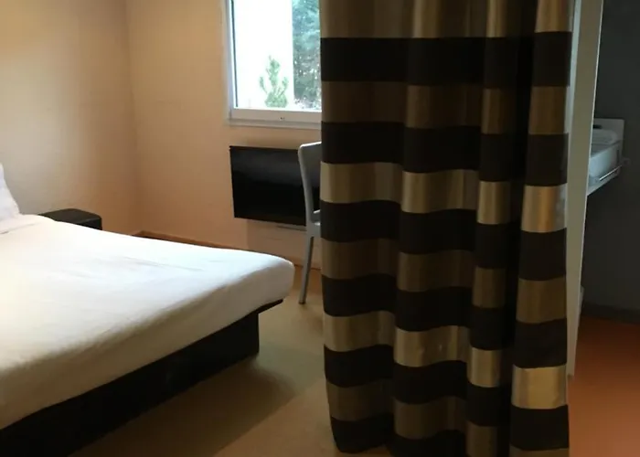 Les 4 Vallees Hotel Albertville