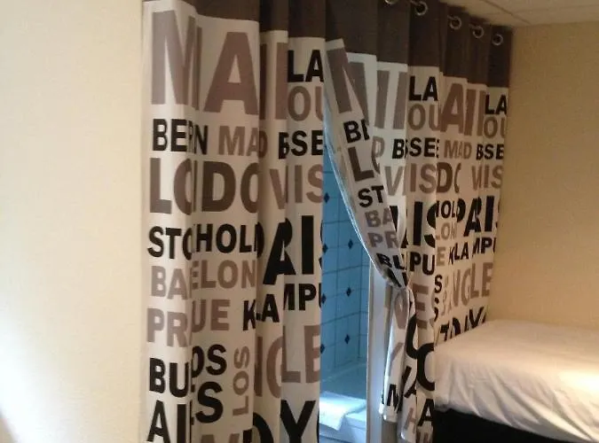 Les 4 Vallees 2*